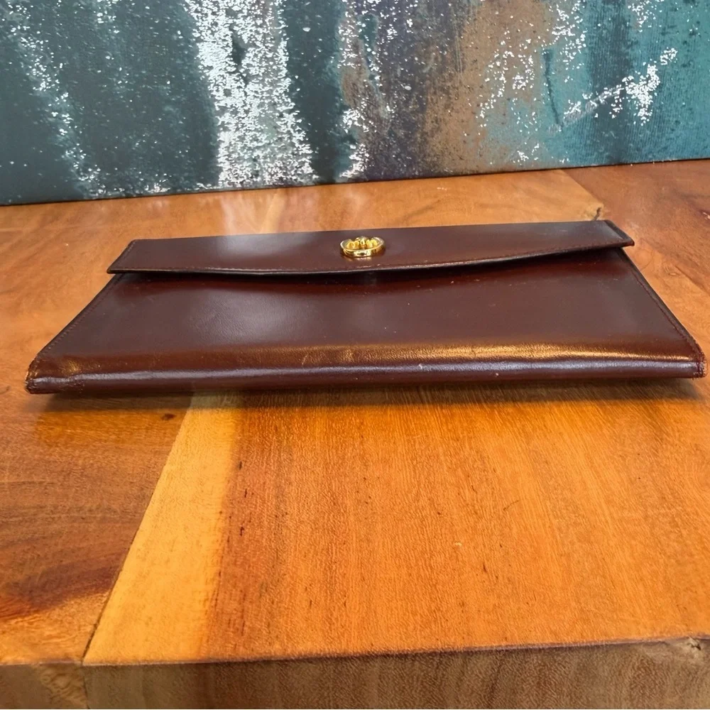 St. Thomas Vintage 1960’s Burgundy Cowhide Leather Envelope Wallet Clutch‎ (EUC)